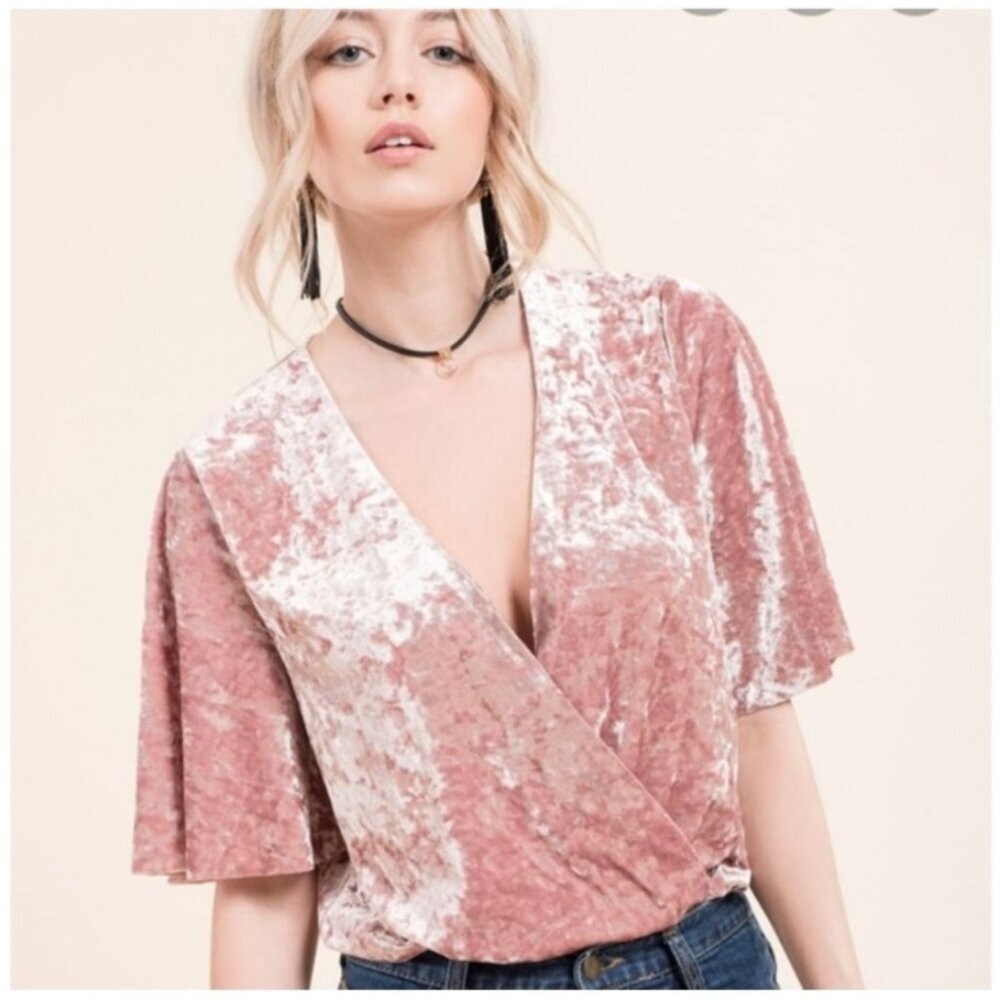 NWT Anthropologie Moon River Bodysuit Crushed Velvet Medium Mauve  Wrap Festival